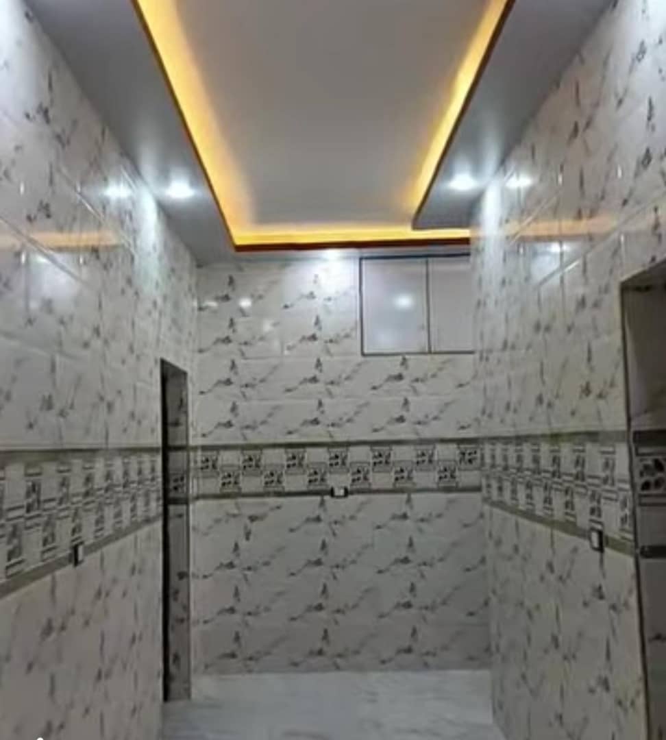 للبيع شقة طابق تالت تجهيز ممتاز 155 متر/الحسكة _تل حجر