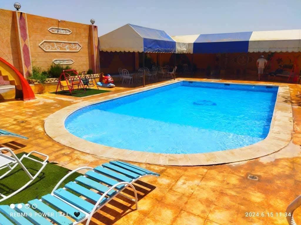 للاجار مزرعة بحلب النيرب غرف منامة مسبح قعدات كهربا