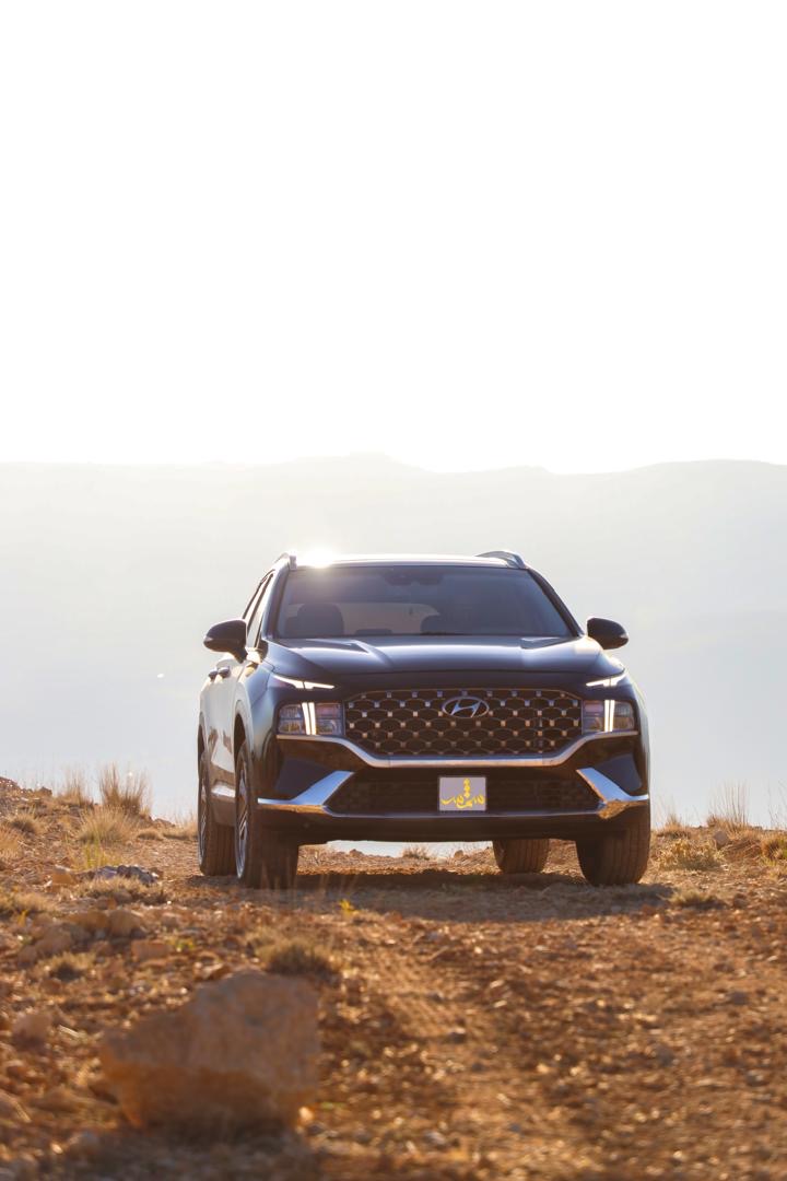 Hyundai Santa Fe 2022 للإيجار في دمشق مع تأمين شامل