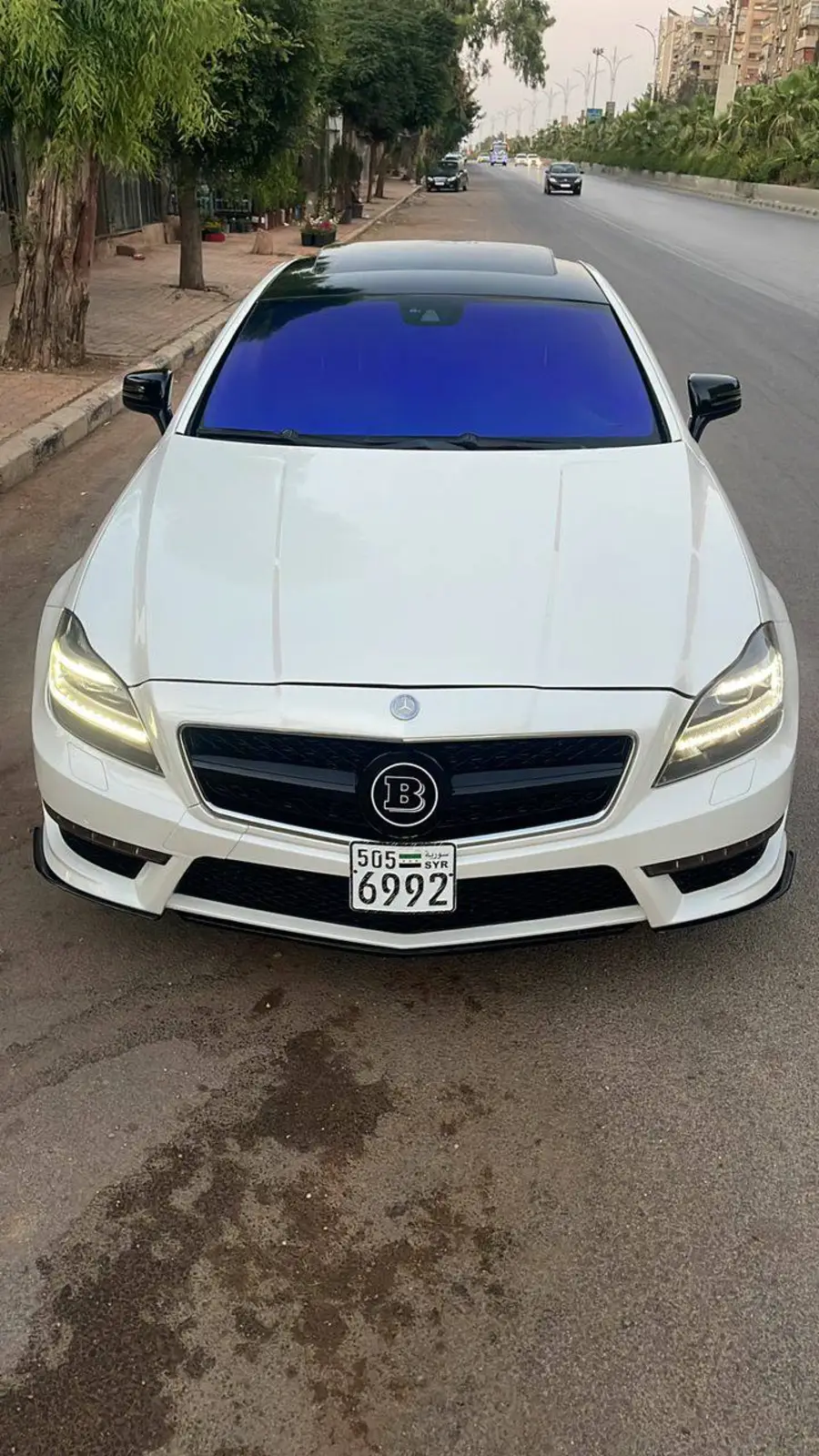للآجار مارسيدسس CLS 63 من صاحبا