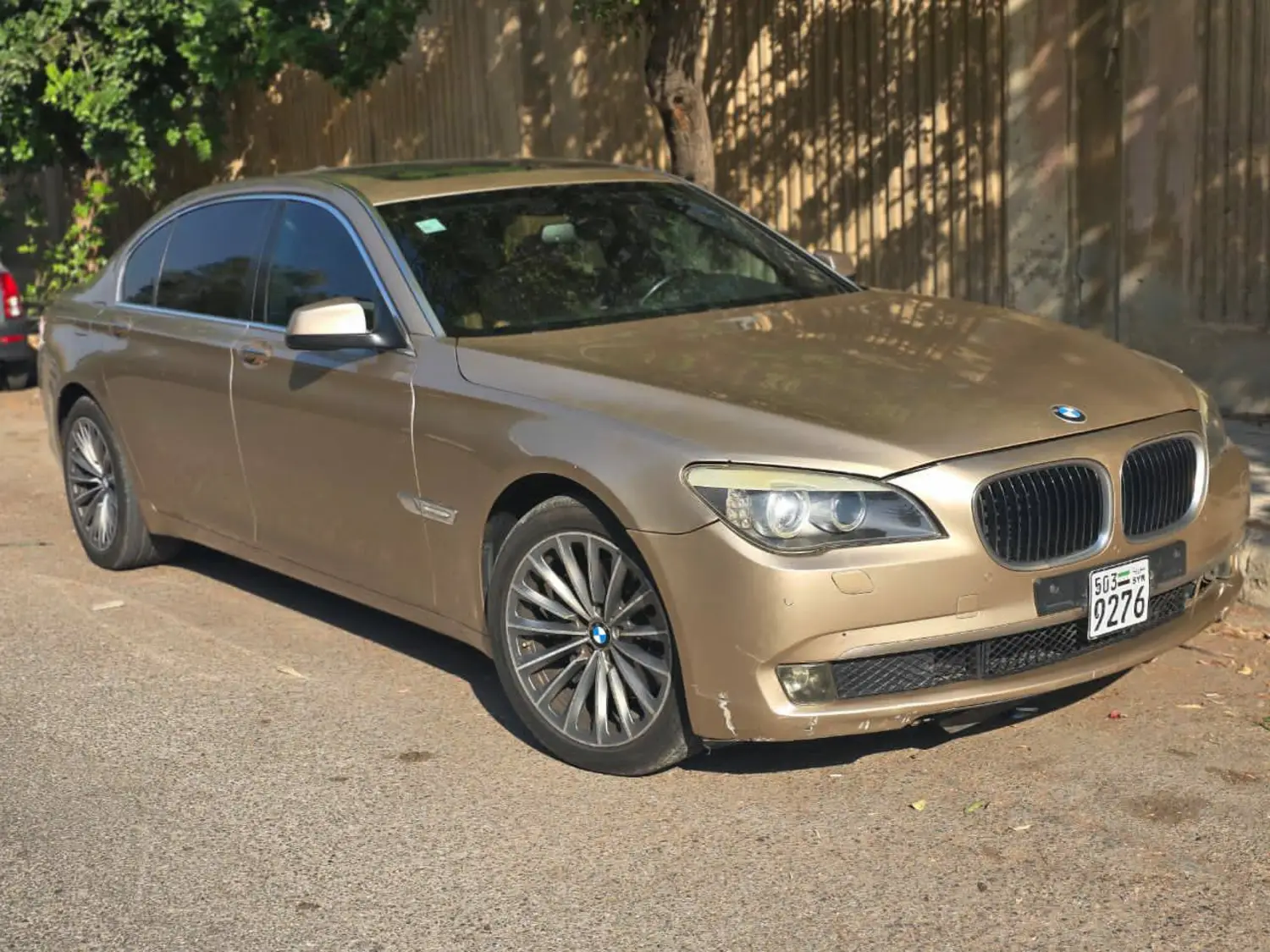 للايجار سيارة BMW 7 Series
