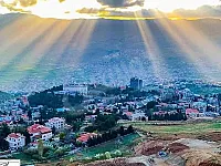 للبيع أرض مساحة 10 دونم في ريف دمشق بلودان وادي شاهين  
