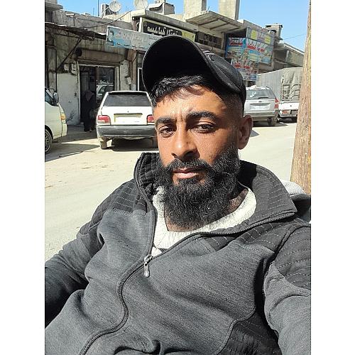 -محمود