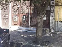 للبيع شقة اول شارع ابن عساكر ارع غرف وصالون وغرفة دوبلكس طابو اخضر
