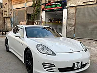 بورش باناميرا اس ٤ من مكتب عوض لتأجير السيارات 