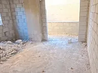 للبيع شقة عالعظم في ضاحية قدسيا ارضي مساحة داخلية ١١٣ والجنينة ٧٢
