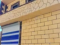 للبيع بيت 130م² على طريق المطار بحلب بسعر 550 مليون ليرة