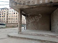 محل مسحته 28 زاويه عل شارعين
