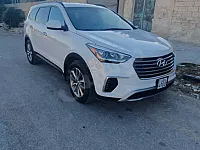 هيونداي سانتا في 2018 للإيجار في مركز حماة - SUV أبيض