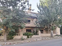 فندق آلاء للبيع في بلودان - 4 طوابق على 600 م²