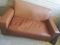ثلاثية عدد 2  /////  ثنائية عدد 2   ( خشب زان تنجيد جلد لون عسلي) 