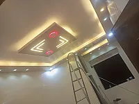 كهربائي 