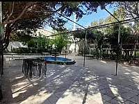 للبيع منتزه الصفصاف  العنوان دمشق دمر الشرقية طريق بيروت 