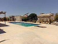 للبيع مزرعه في ريف دمشق جديده عرطوز موقع مميز اكساء ممتاز 