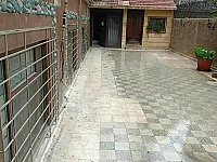 للبيع شقة في ابو رمانة ساحة مروش