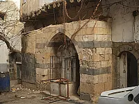 شقة للبيع في دمشق القديمة 247م² مع مستودع مرخص