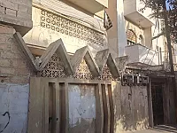 بيت للبيع في الحسنيات. حماة - 312 م²، واجها 11 م. عشارع الرئيسي