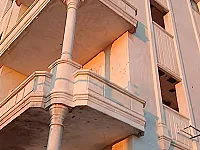 شقة للسكن في راشدين حلب الجديده ط ١ بناء فخم جدا 