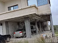 اللاذقية عين البيضا شقة سكنية طابو اخضر اكساء حديث غير مسكونة سابقا