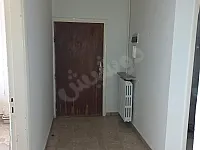 شقه للبيع ضاحيه الفردوس.
