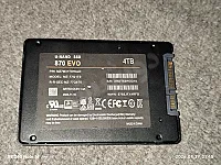 هارد ssd مساحة تخزين 4 تيرا مستخدم شغال ماركة evo