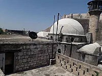 منزل عربي تاريخي مطل على قلعة حلب للبيع في البياضة