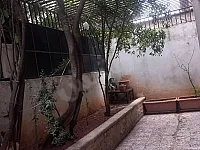 شقة سكنية للبيع في سيف الدولة بحلب - 4 غرف وصالون وجنينة