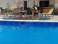 فلل للإيجار في النيرب - 3 غرف بمساحة 400 م² فقط 200$