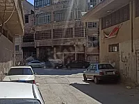 معمل صناعي للبيع ضمن منطقة عقربا موقع مميز مساحة كبيرة