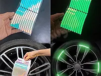 لصاقات العجلات المضيئة