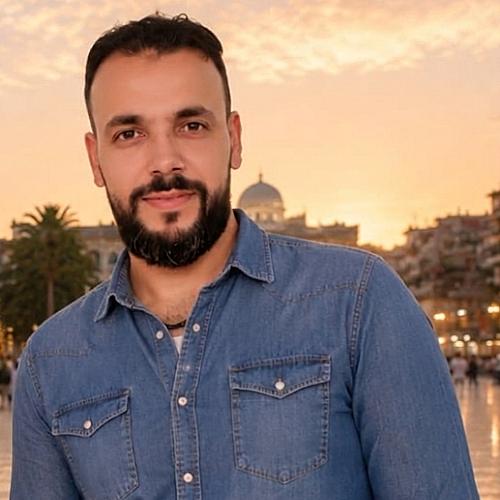 أحمد الحلاق