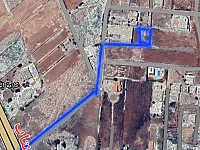 للبيع ارض مسورة خلف بوابة الشهباء كفر حمرة تبعد عن الاستراد ٣٠٠ متر 