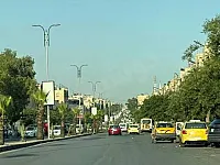 للايجار  السنوي عيادة على اتوستراد مساكن برزة الأول 