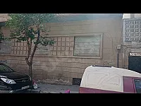للبيع بيت عربي مكون من ٣ شقق بحي البياض طابو أخضر ٢٤٠٠ سهم