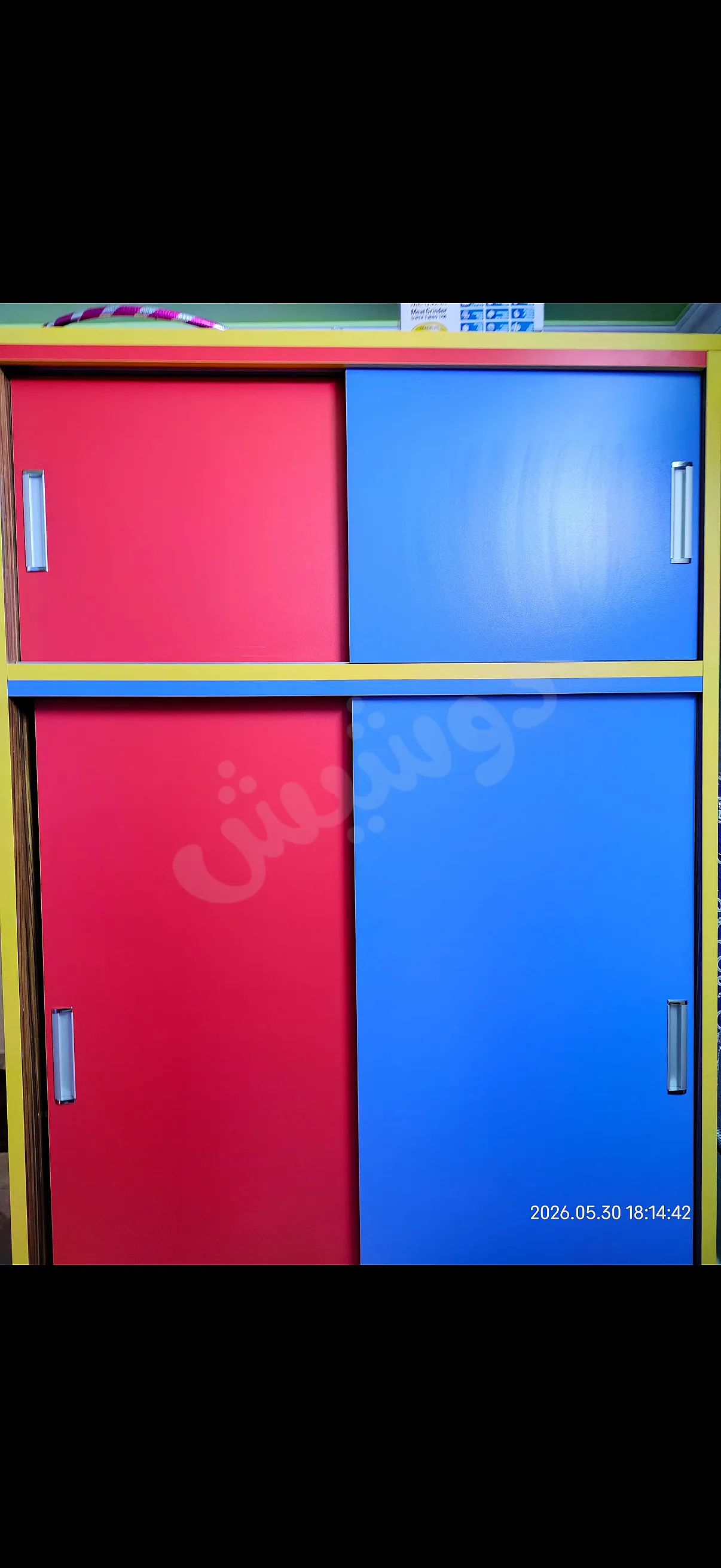 غرفة نوم للبيع.
