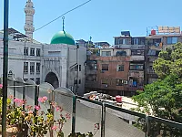 للأجار أو البيع بيت بال فحامة الباب الغربي لجامع زيد بن ثابت