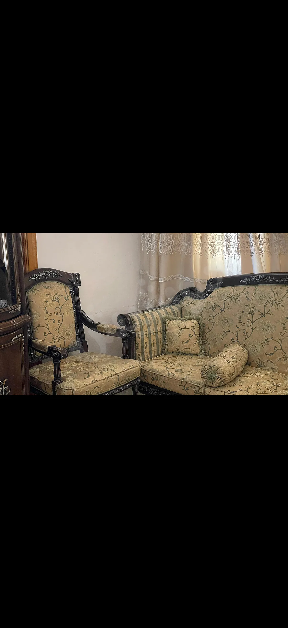 للبيع طقم كنبايات