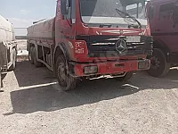 شاحنة مرسيدس بنز 1998 للبيع بسعر 13000$ في الرقة