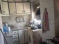 للبيع شقة في المزة جبل – متصلة أول نسق