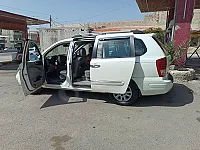 كيا كرنفال كامله 2008