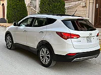 هيونداي سانتا في 2018 للإيجار - SUV أبيض بحلب السليمانية
