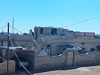 مزرعة مع منزل للبيع في الدير علي 