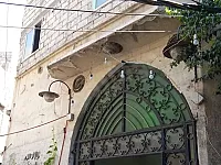 للبيع محل في نهر عيشة