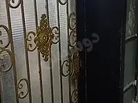 للبيع شقة في شارع الثورة خلف الطابو 