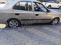سيارة هيونداي اكسنت للبيع موديل 2006 خالية برا جوا كيرعادي