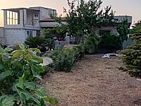 بيت للبيع في شين بحمص، 4 غرف، 140 م²، طابو زراعي 