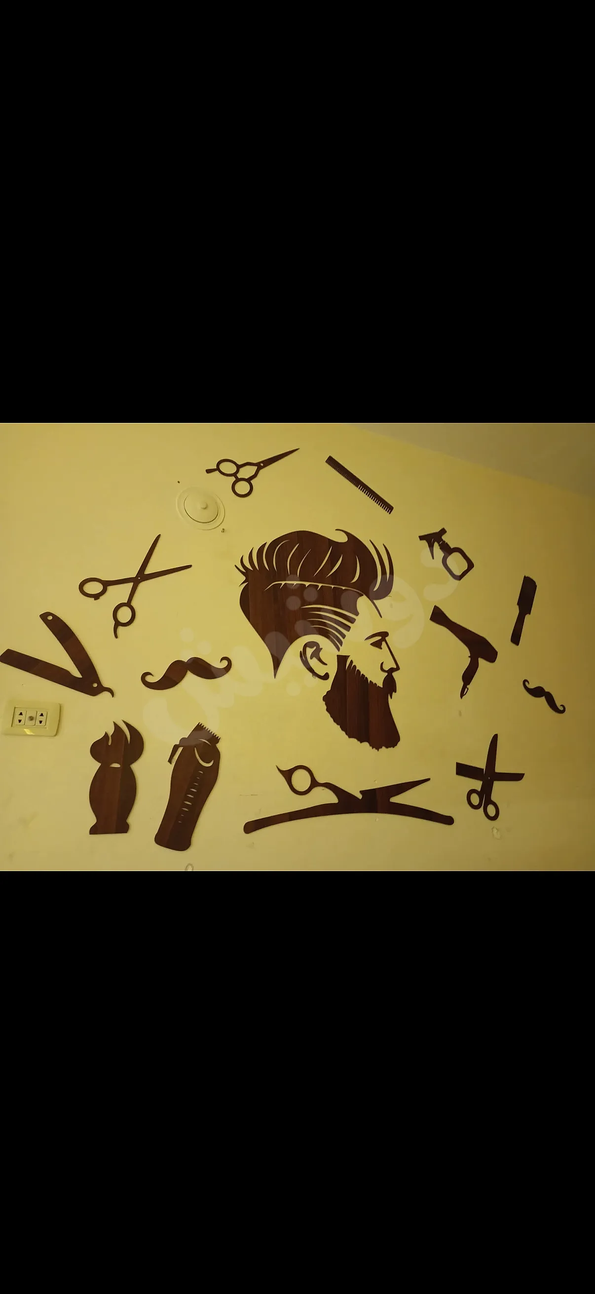 للبيع عدة حلاق كاملة