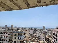 شقة للبيع بمدينة طرطوس شارع الثورة عالعضم 