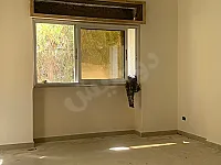 شقه للبيع طابق اؤل إكساء سبر دلكس بالهامه على سكة 