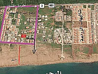 ارض سياحية على البحر تصلح لبناء شاليهات بحرية